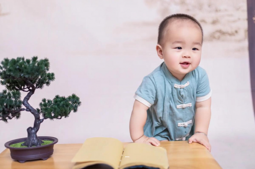 广西孕妇显怀是几个月